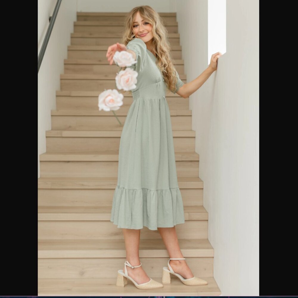 Calvin Klein Sage Green Gauze V‎ Neck Knot Midi Dress